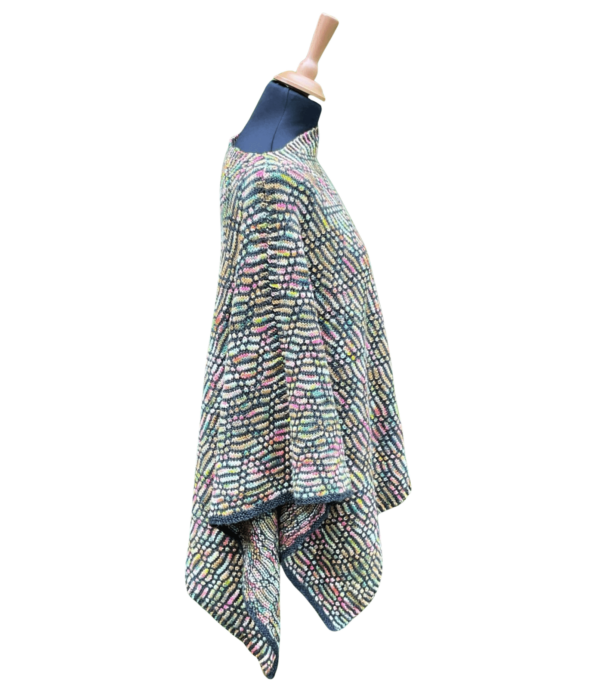 Tipi - Poncho - Image 5